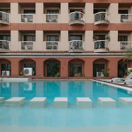 קואזון סיטי Torre Venezia Suites מראה חיצוני תמונה