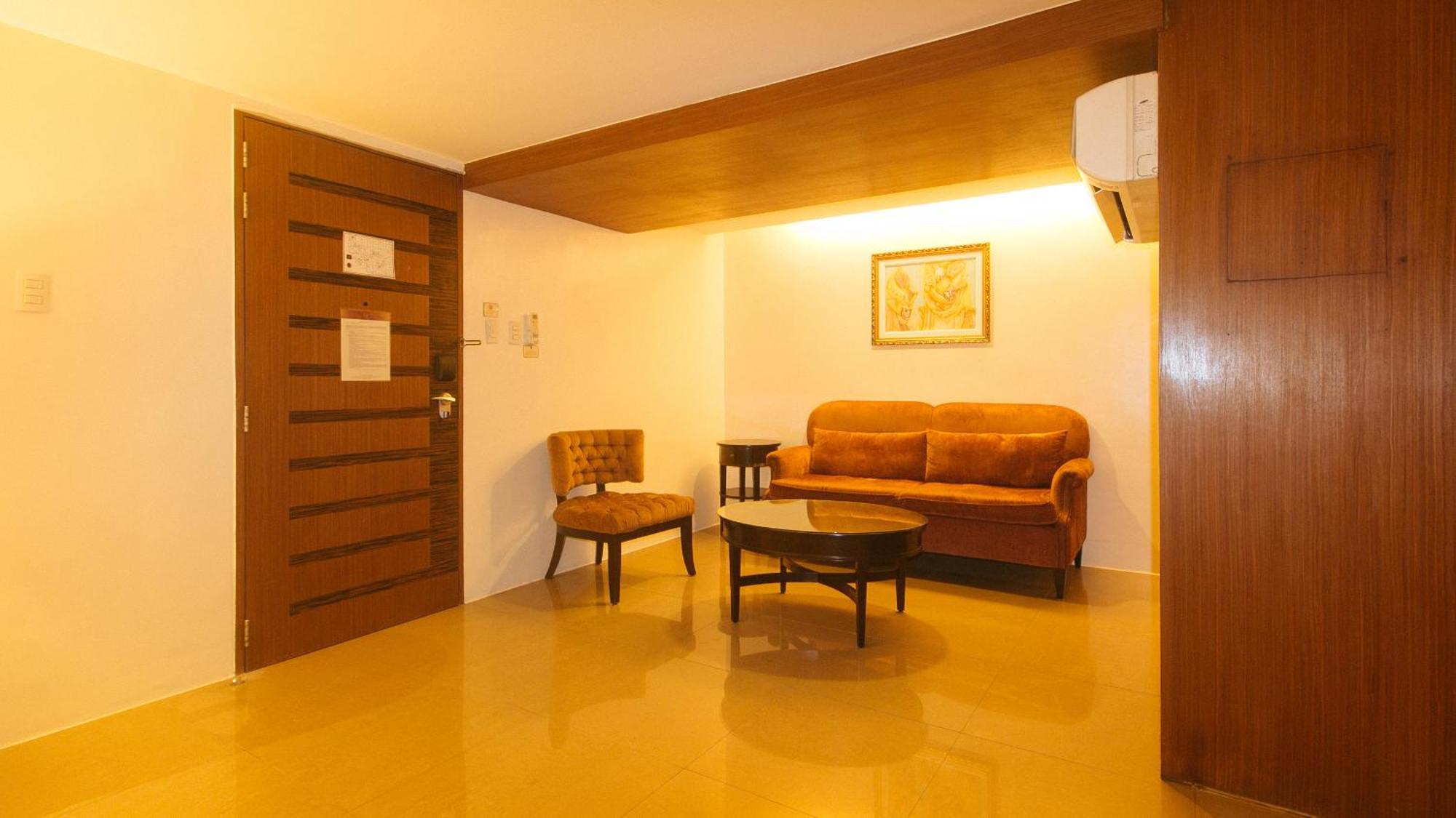 קואזון סיטי Torre Venezia Suites מראה חיצוני תמונה
