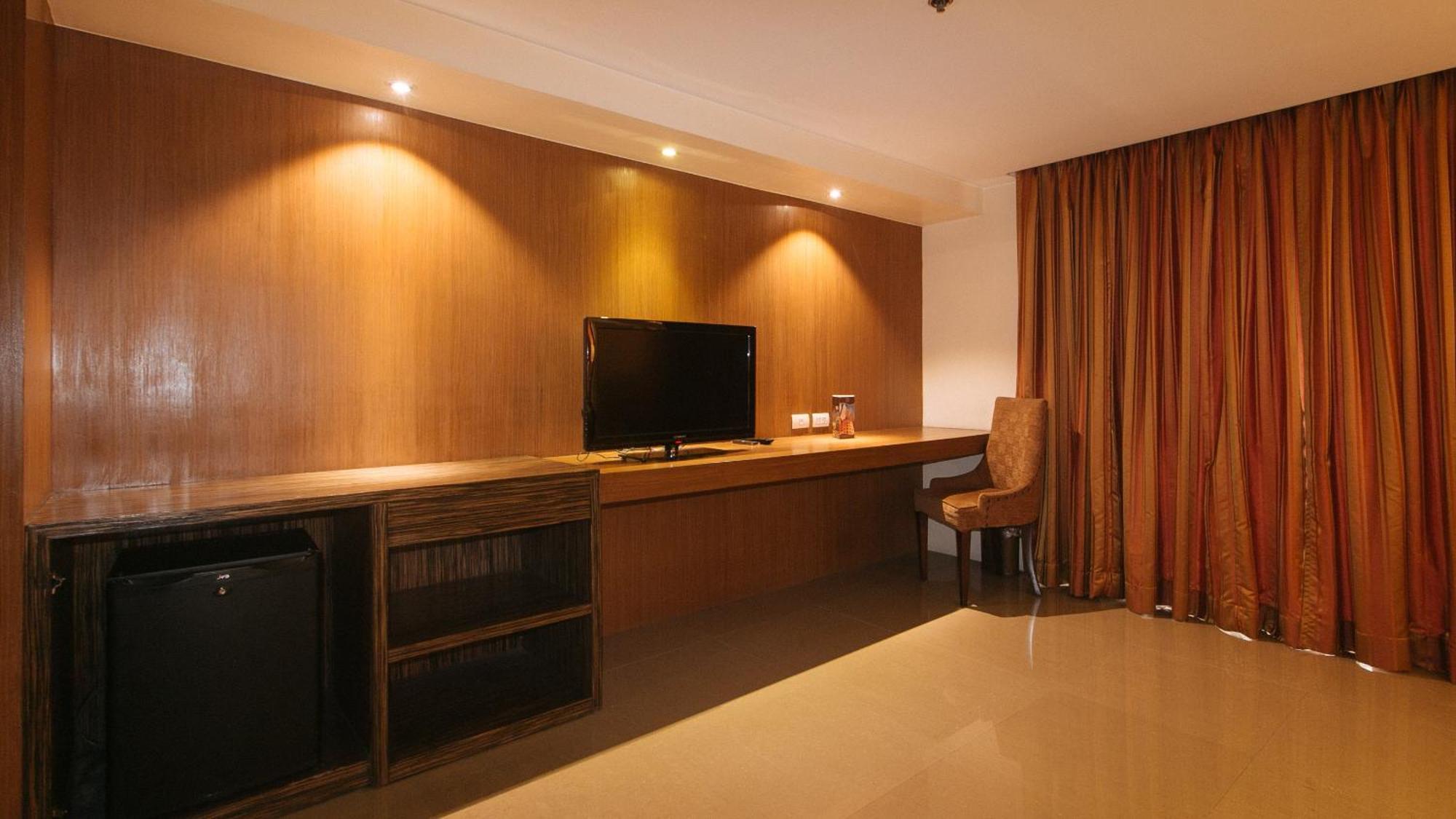 קואזון סיטי Torre Venezia Suites מראה חיצוני תמונה