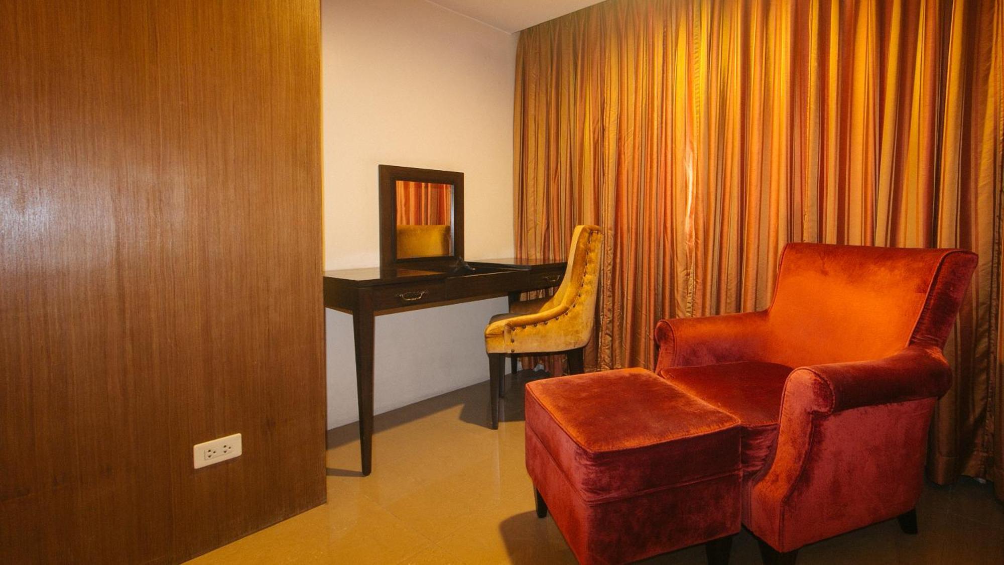 קואזון סיטי Torre Venezia Suites מראה חיצוני תמונה