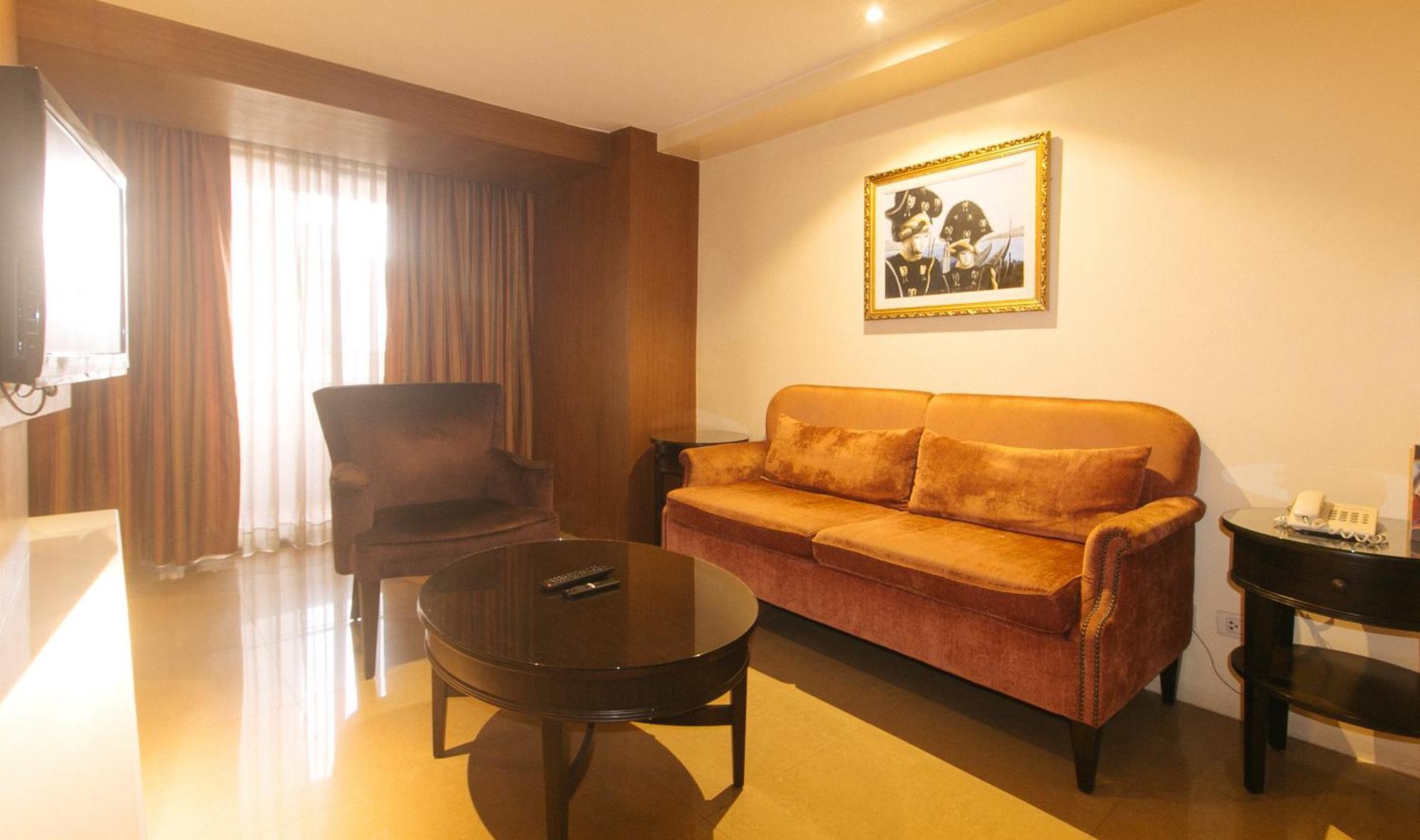 קואזון סיטי Torre Venezia Suites מראה חיצוני תמונה