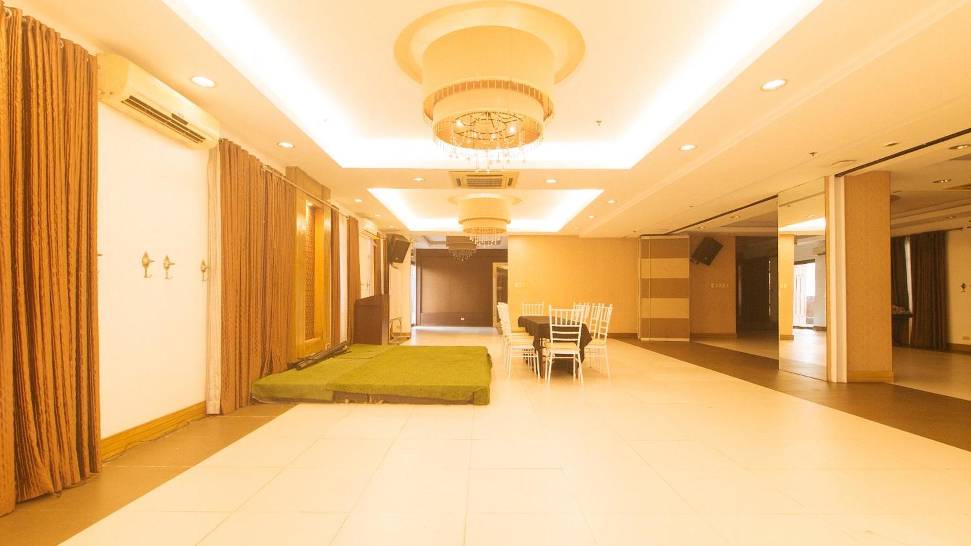 קואזון סיטי Torre Venezia Suites מראה חיצוני תמונה