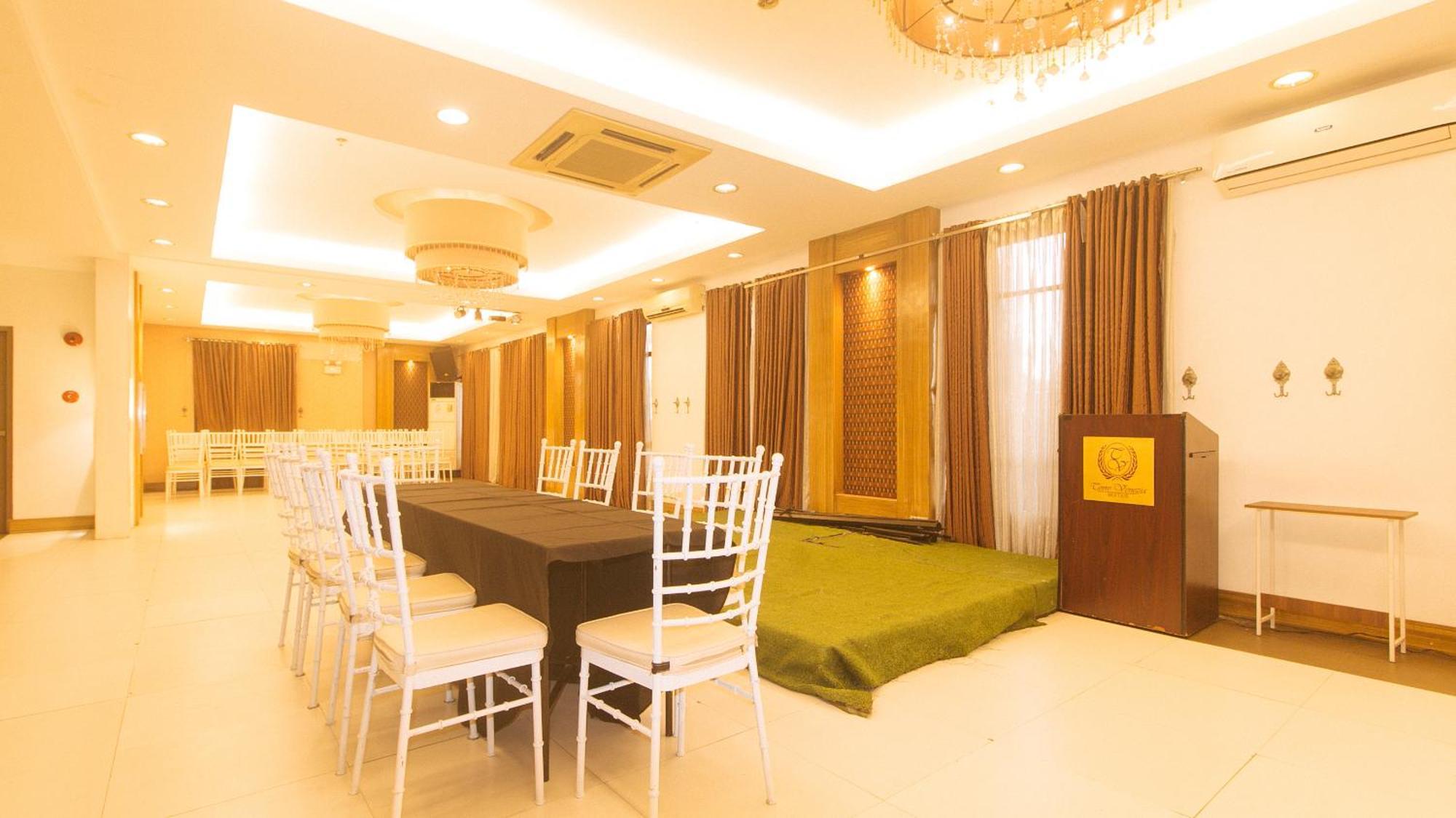 קואזון סיטי Torre Venezia Suites מראה חיצוני תמונה