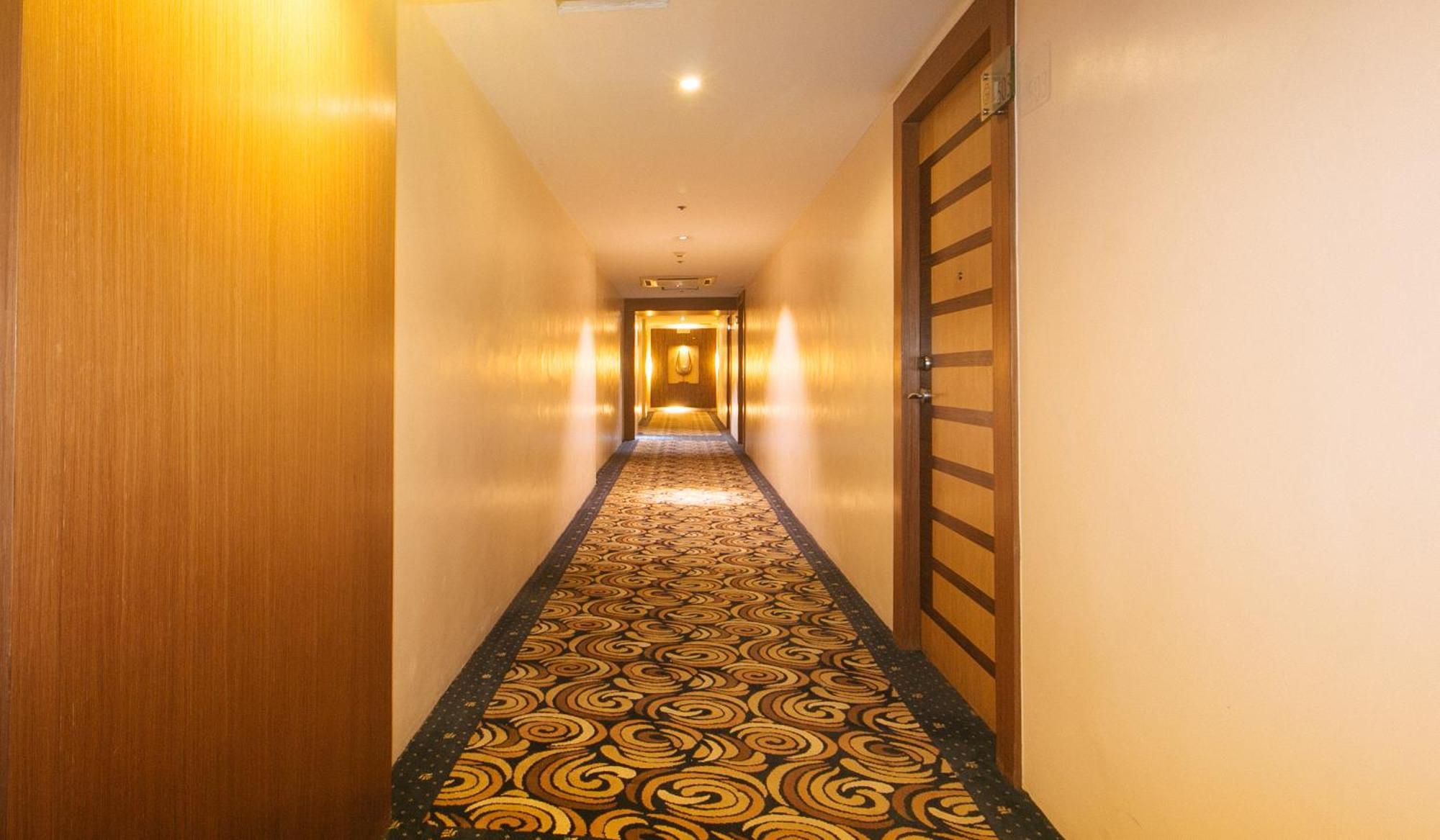 קואזון סיטי Torre Venezia Suites מראה חיצוני תמונה