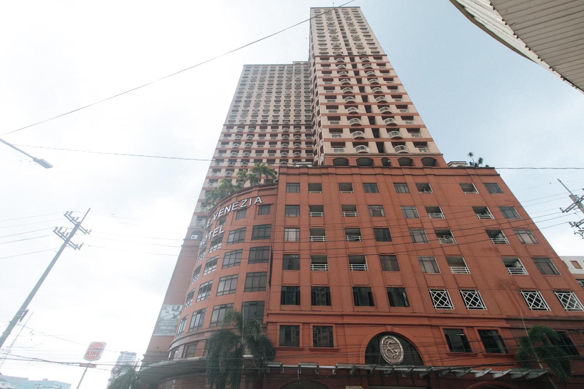 קואזון סיטי Torre Venezia Suites מראה חיצוני תמונה